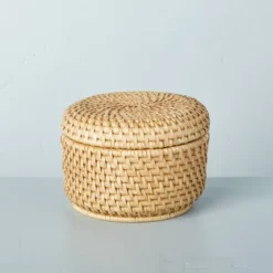 Woven Basket With Lid Natural - Hearth & Hand™ With Magnolia 11 Woven Basket With Lid Natural - Hearth & Hand™ With Magnolia -Furniture Shop GUEST 66a4f642 06e1 4c92 934e 2dcb97d900b7